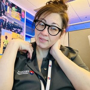 Meet your Posher, Devon